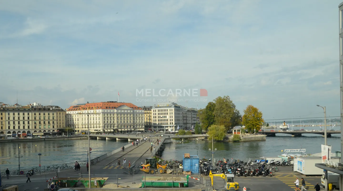 Bureau Moderne avec Vue sur la Rade - Photo 5 sur 5