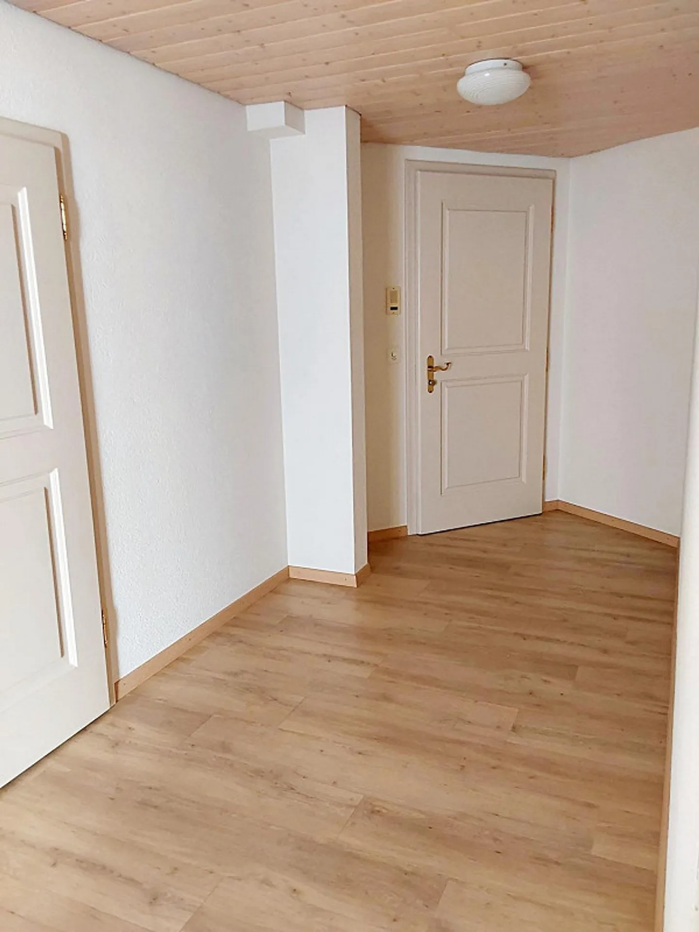 Office or Practice Rooms - Photo 8 of 16