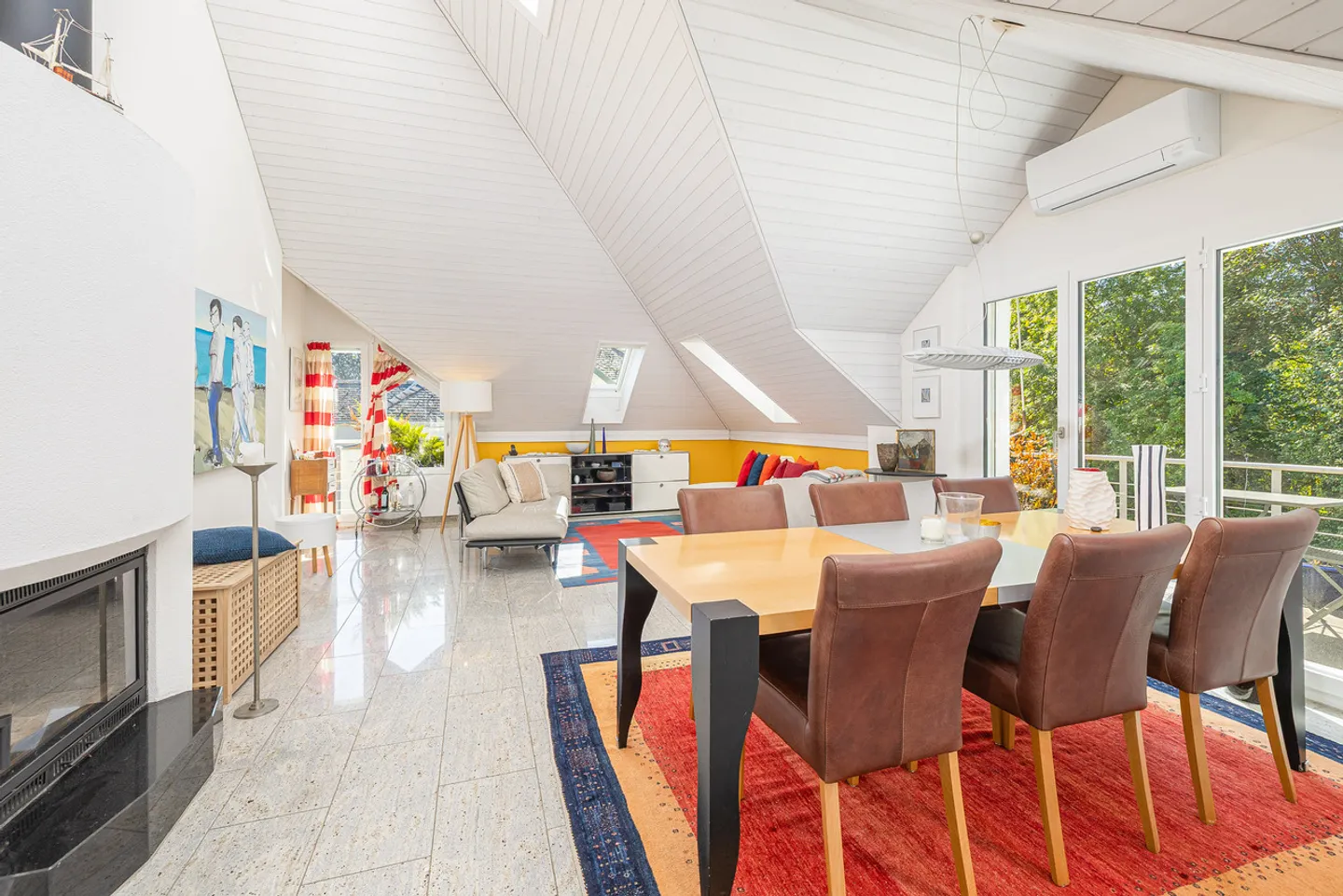 Charmant appartement sous les toits à Uster - Photo 3 sur 13