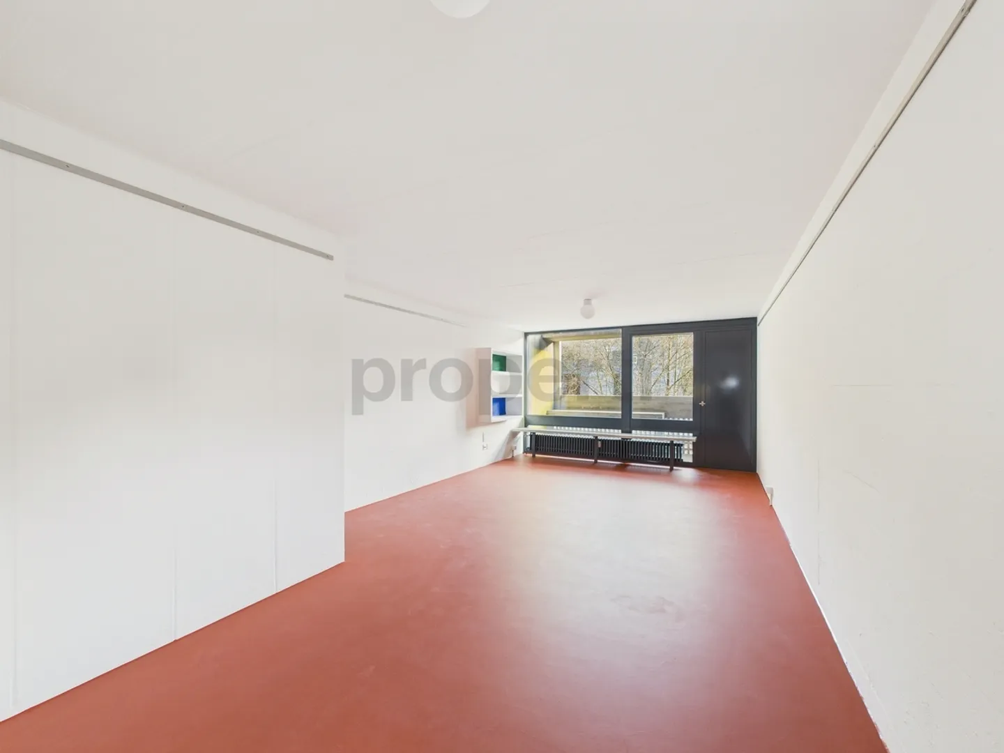 Wohnen in einer Ikone der Schweizer Architektur | Einzigartige Maisonettewohnung im denkmalgeschützten Atelier-5-Ensemble in Flamatt - Photo 2 of 13