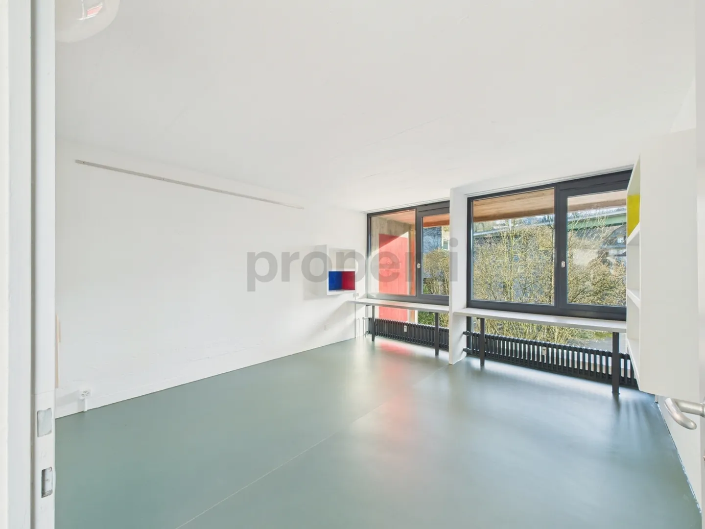 Wohnen in einer Ikone der Schweizer Architektur | Einzigartige Maisonettewohnung im denkmalgeschützten Atelier-5-Ensemble in Flamatt - Photo 7 of 13