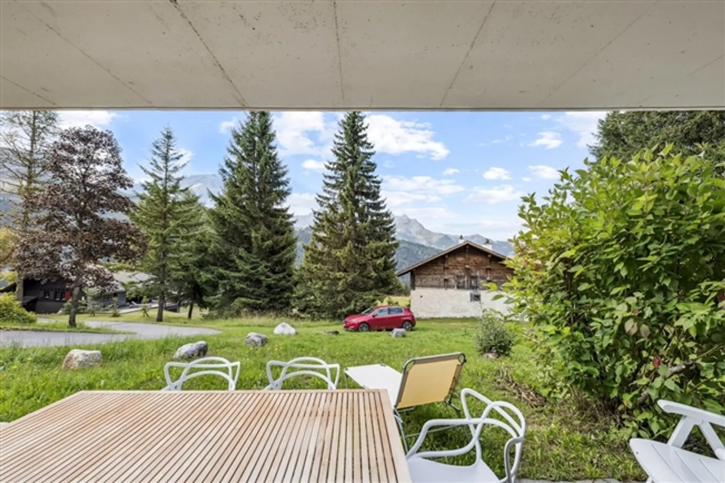 Renovated 2-room apartment with terrace in Alpe des Chaux / Gryon - Photo 2 of 15