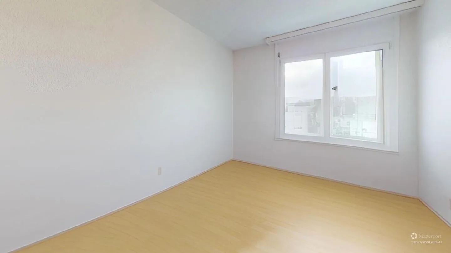 4.5 pièces, dernier étage dans un emplacement calme - Photo 12 sur 13