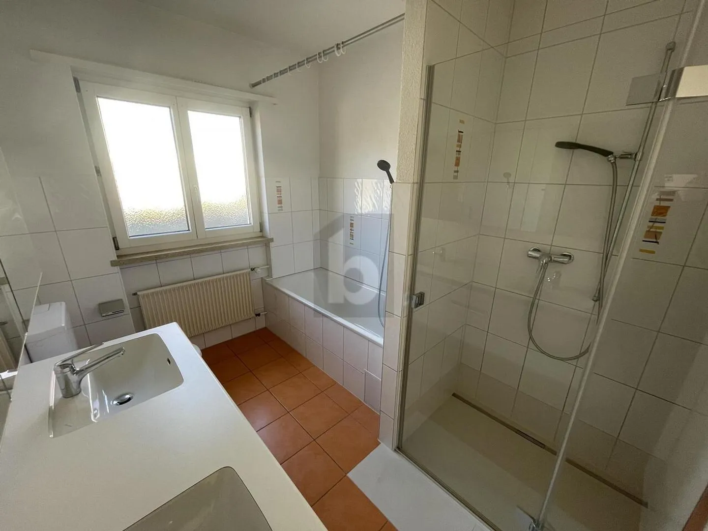 FAMILY PARADISE WITH GARDEN, TERRACE AND GARAGE - Photo 5 of 6