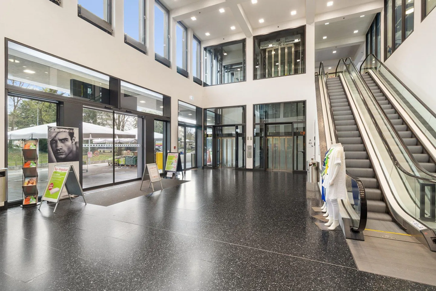 Gewerbefläche im Zentrum Wetzikon - Foto 3 von 8