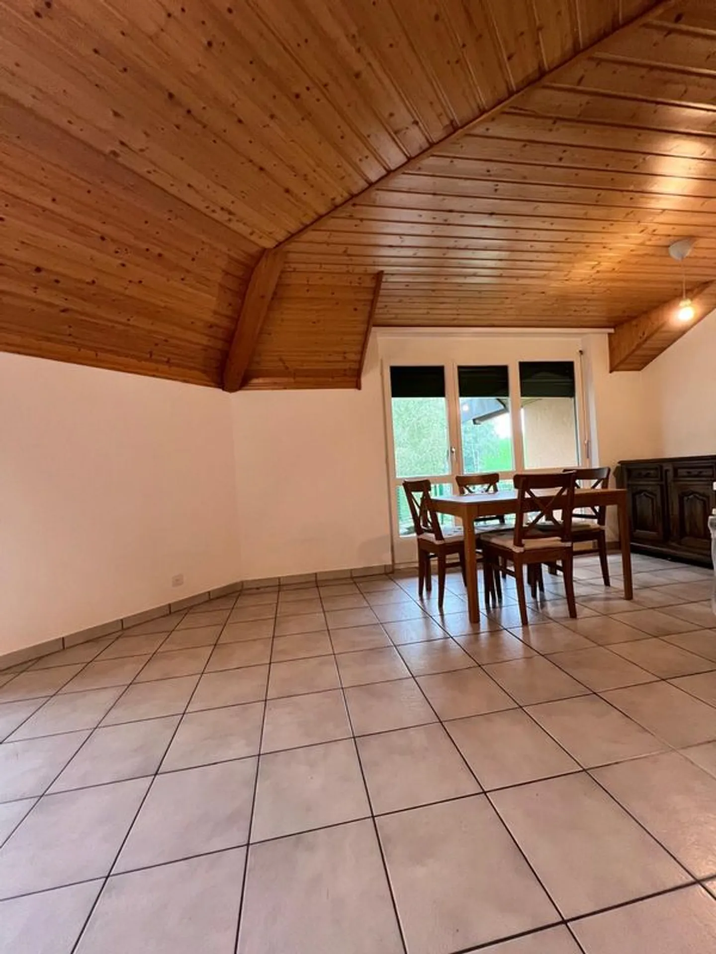 Appartement 2.5 pièces - Photo 6 sur 8