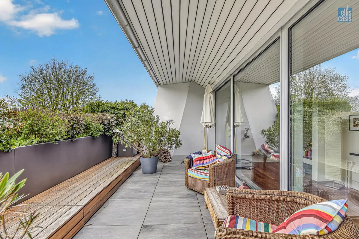 Maison jumelée - Située au calme avec jardin et grande terrasse - Photo 5 sur 26
