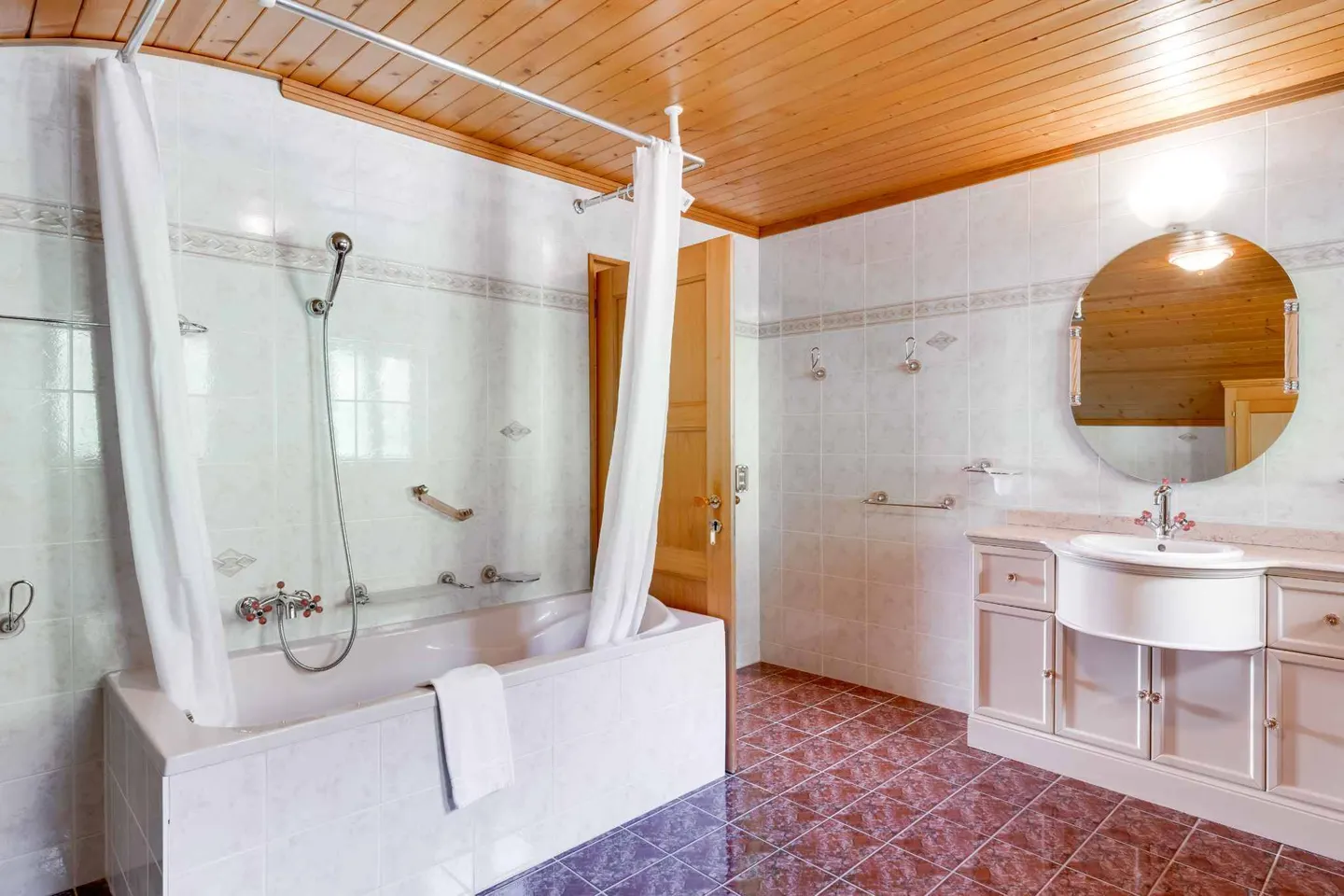 Chalet mit Atemberaubendem Blick - Foto 9 von 13