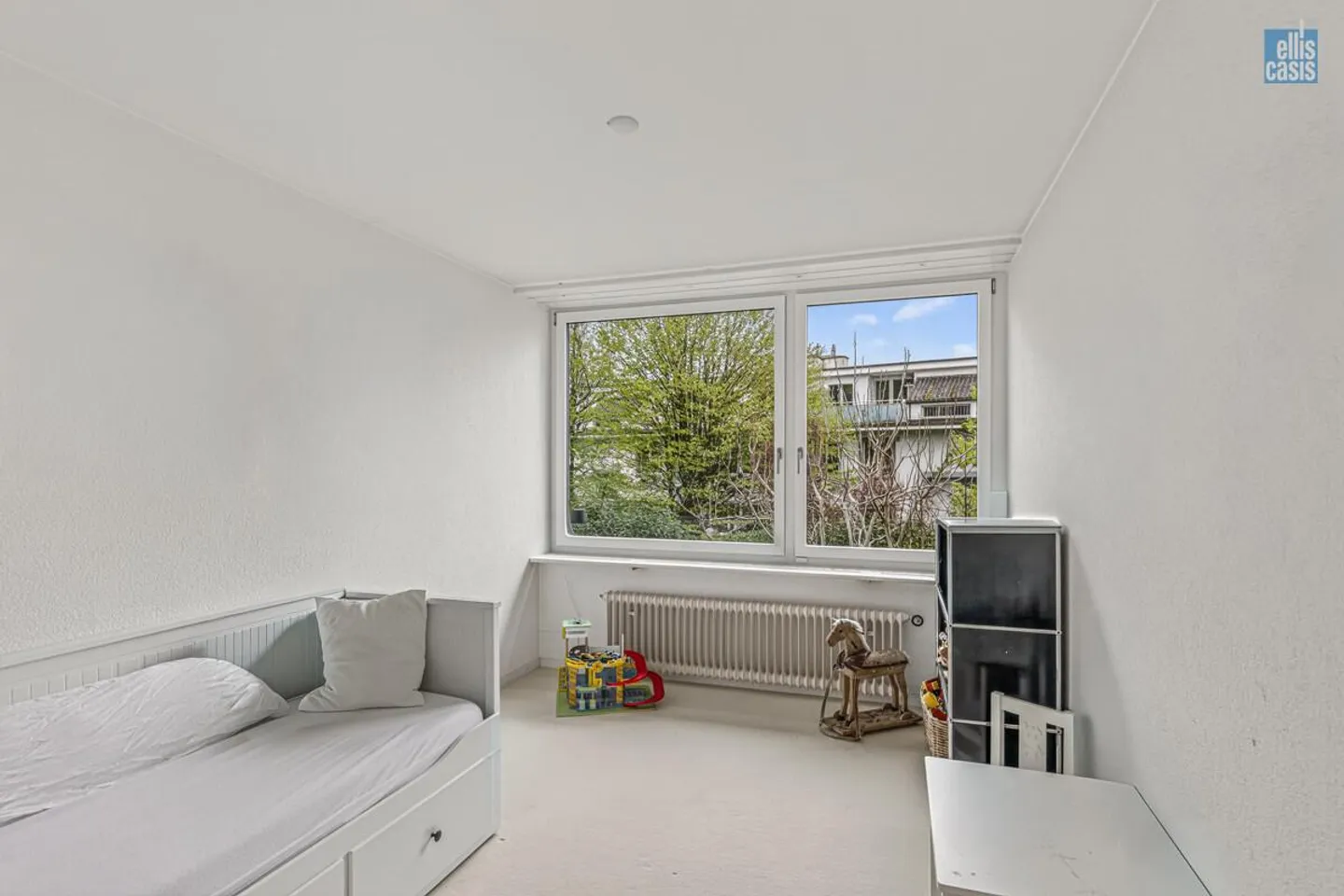 Maison jumelée - Située au calme avec jardin et grande terrasse - Photo 9 sur 26