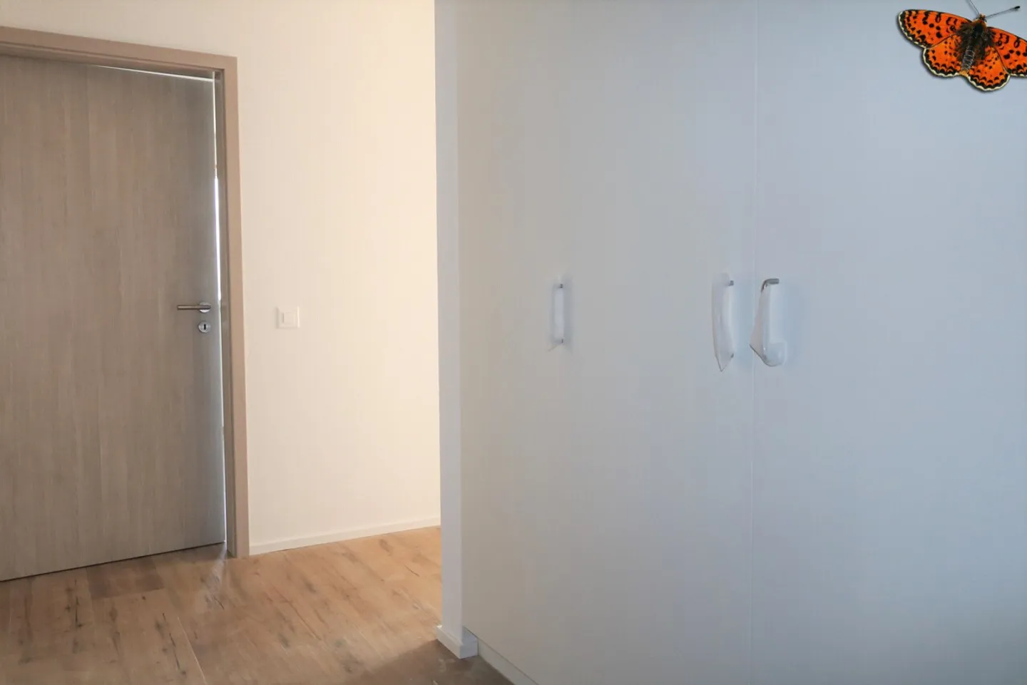 CHARMANT 3 ½ PIECES AU REZ - avec terrasse ! - Photo 3 of 4