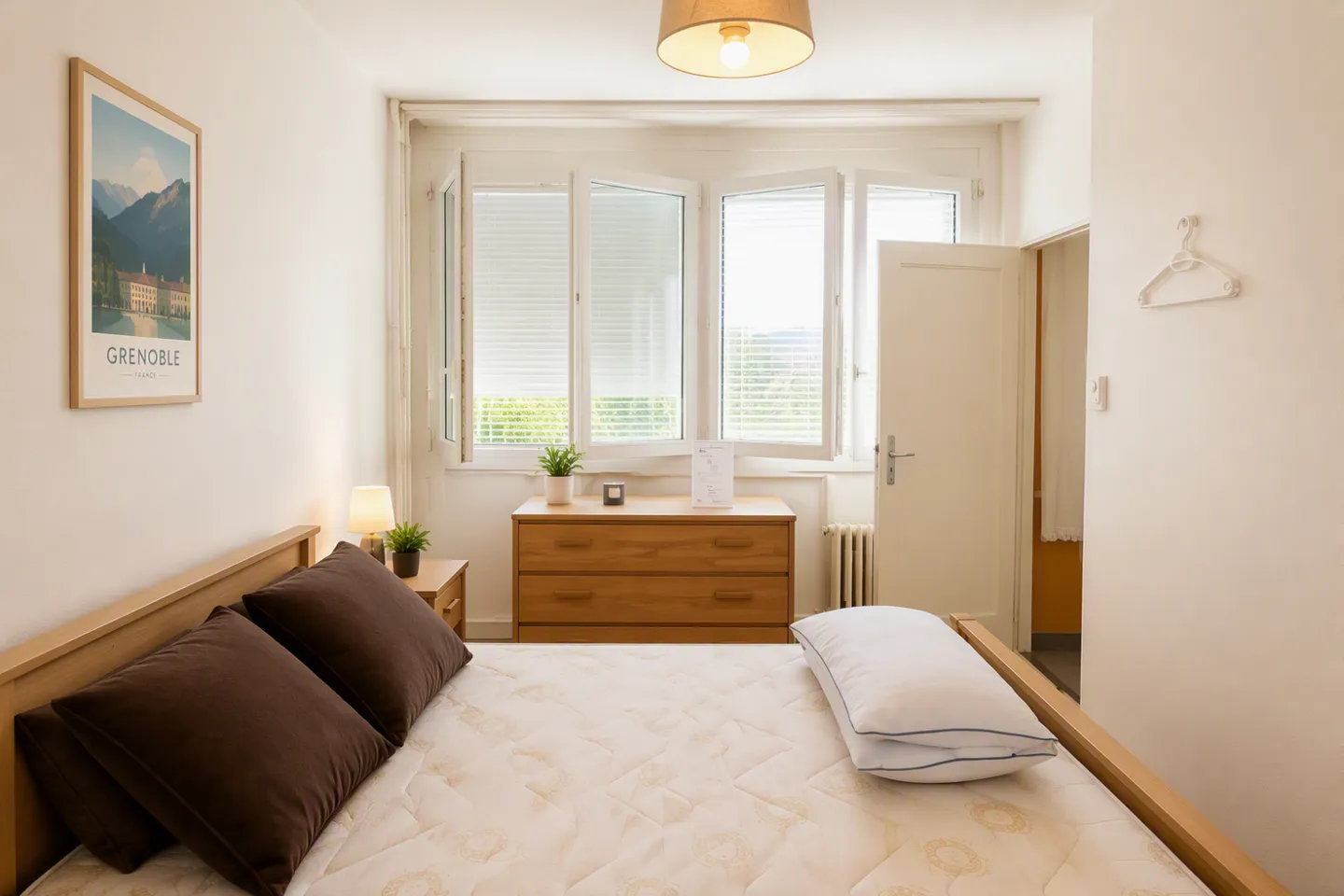 3-room apartment - Photo 1 of 8