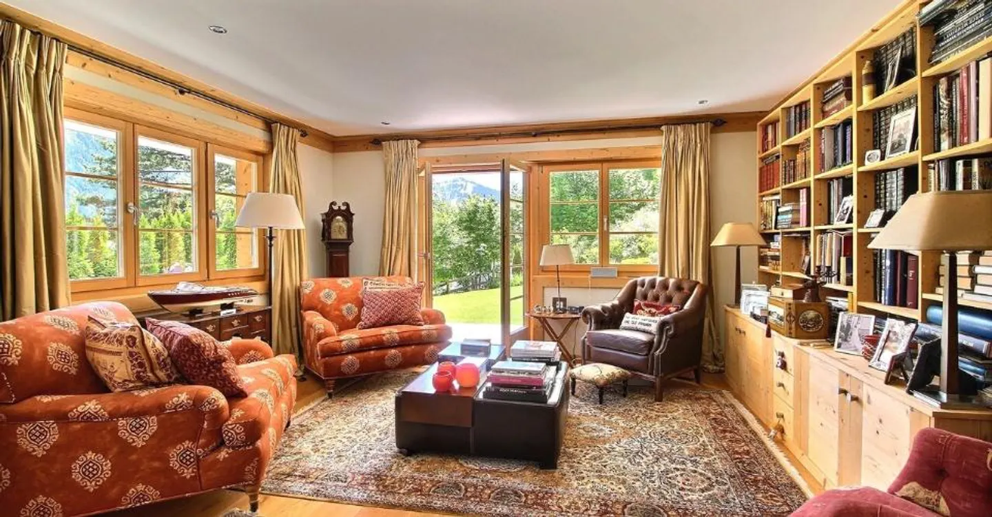 Geräumige 7,5-Zimmer-Wohnung - Foto 1 von 5