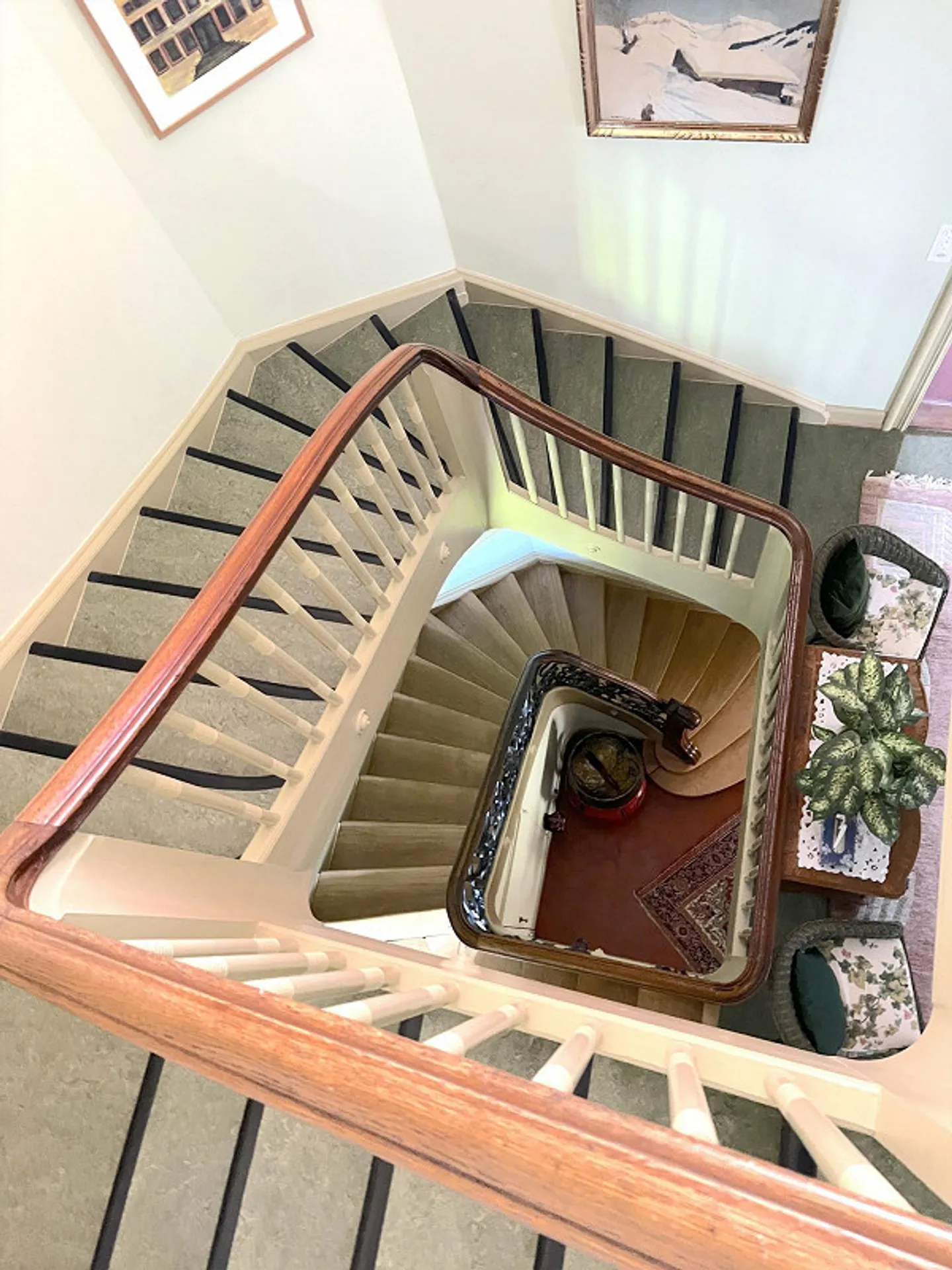 Gellert: Exklusives 396 qm Art-Nouveau-Villa mit schönem Garten - Foto 5 von 14