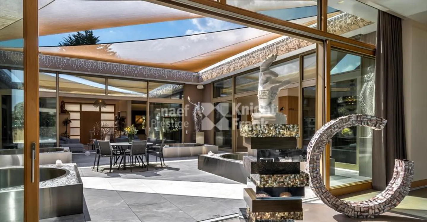 Luxury, discretion, and elite services. - Photo 3 of 11