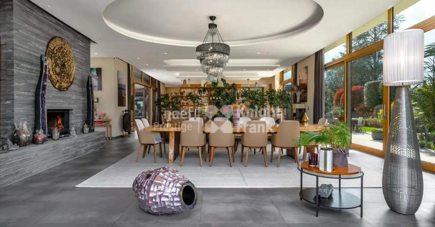 Luxury, discretion, and elite services. - Photo 6 of 11