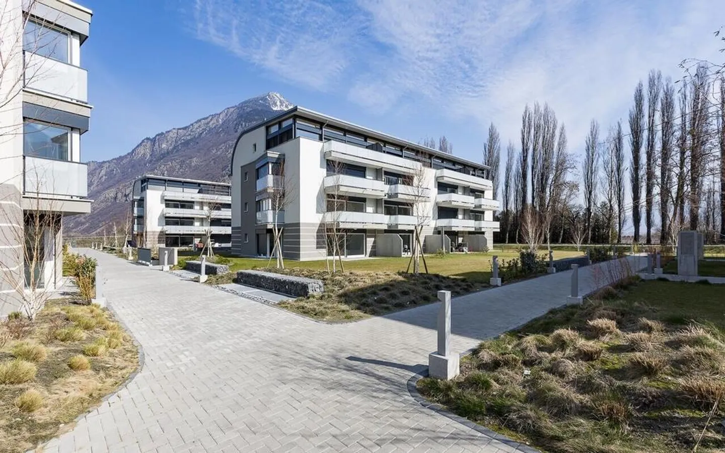 Bel appartement au rez-de-chaussée avec terrasse - Photo 1 sur 8