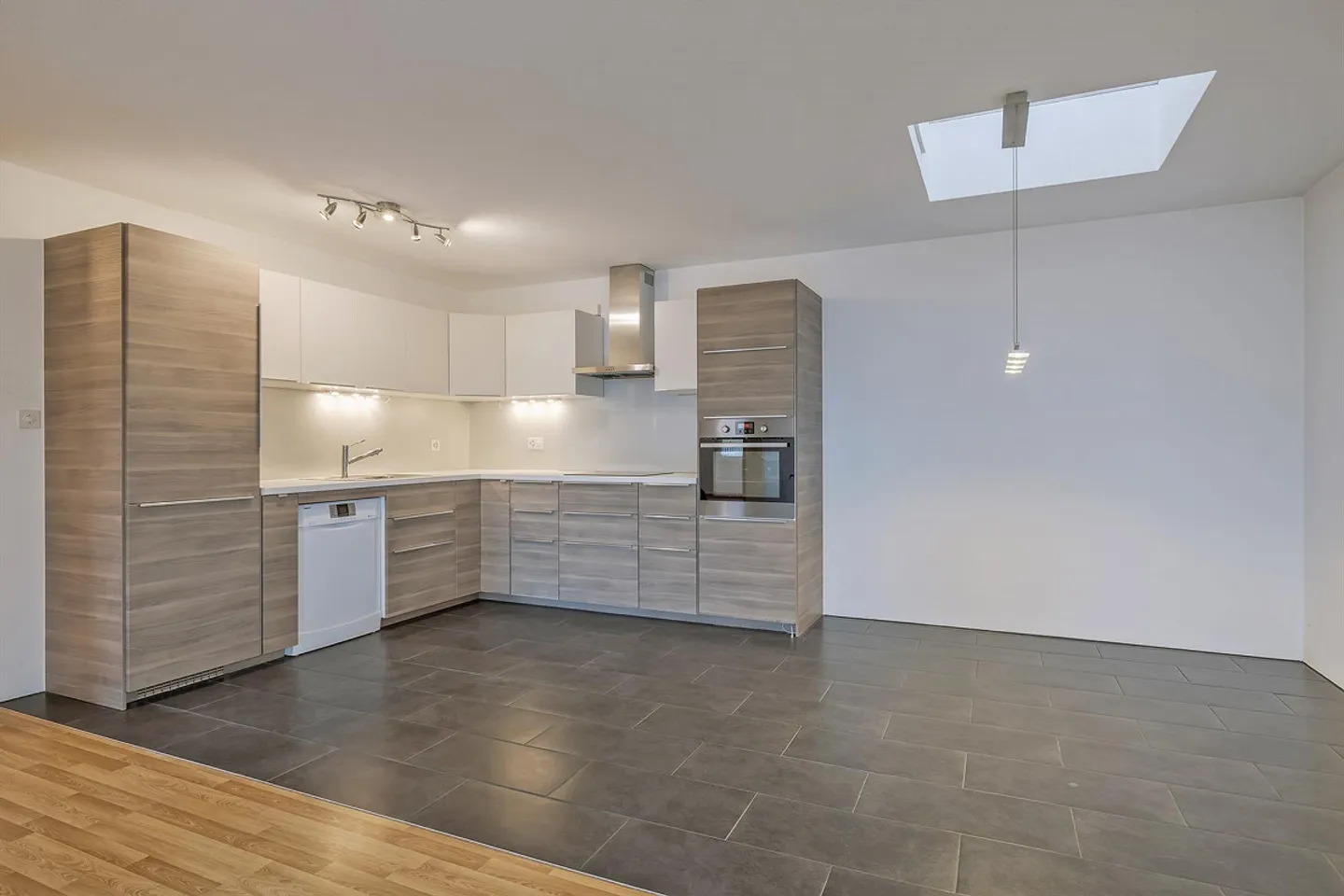 Villa attrayante avec appartement séparé - Mühleberg - Photo 8 sur 14