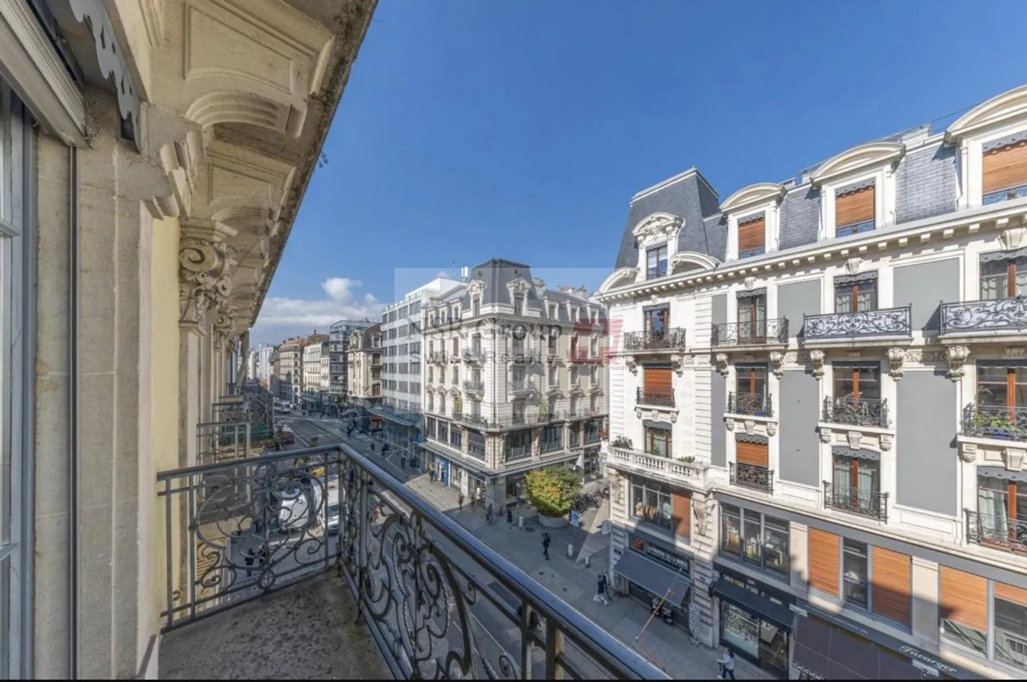 Spacieux appartement 5 pièces ? 107 m² ? Quartier de Rive (Genève) - Photo 1 sur 2