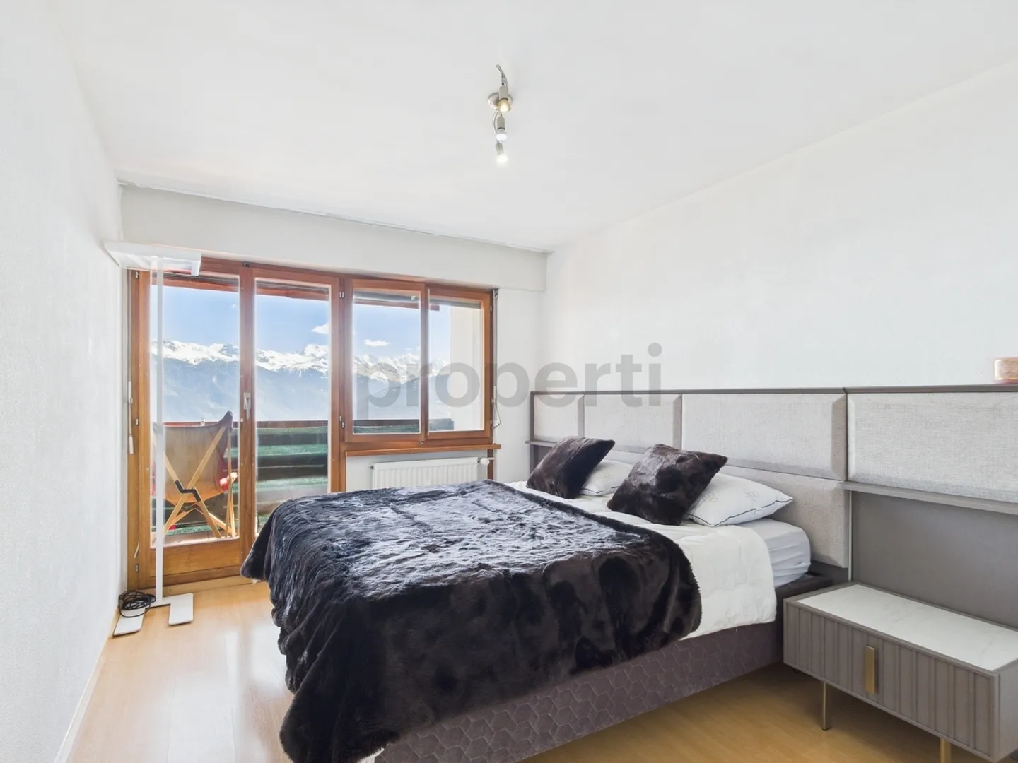 Appartement 3.5p à Crans-Montana, proche funiculaire et vue exceptionnelle - Foto 4 di 8