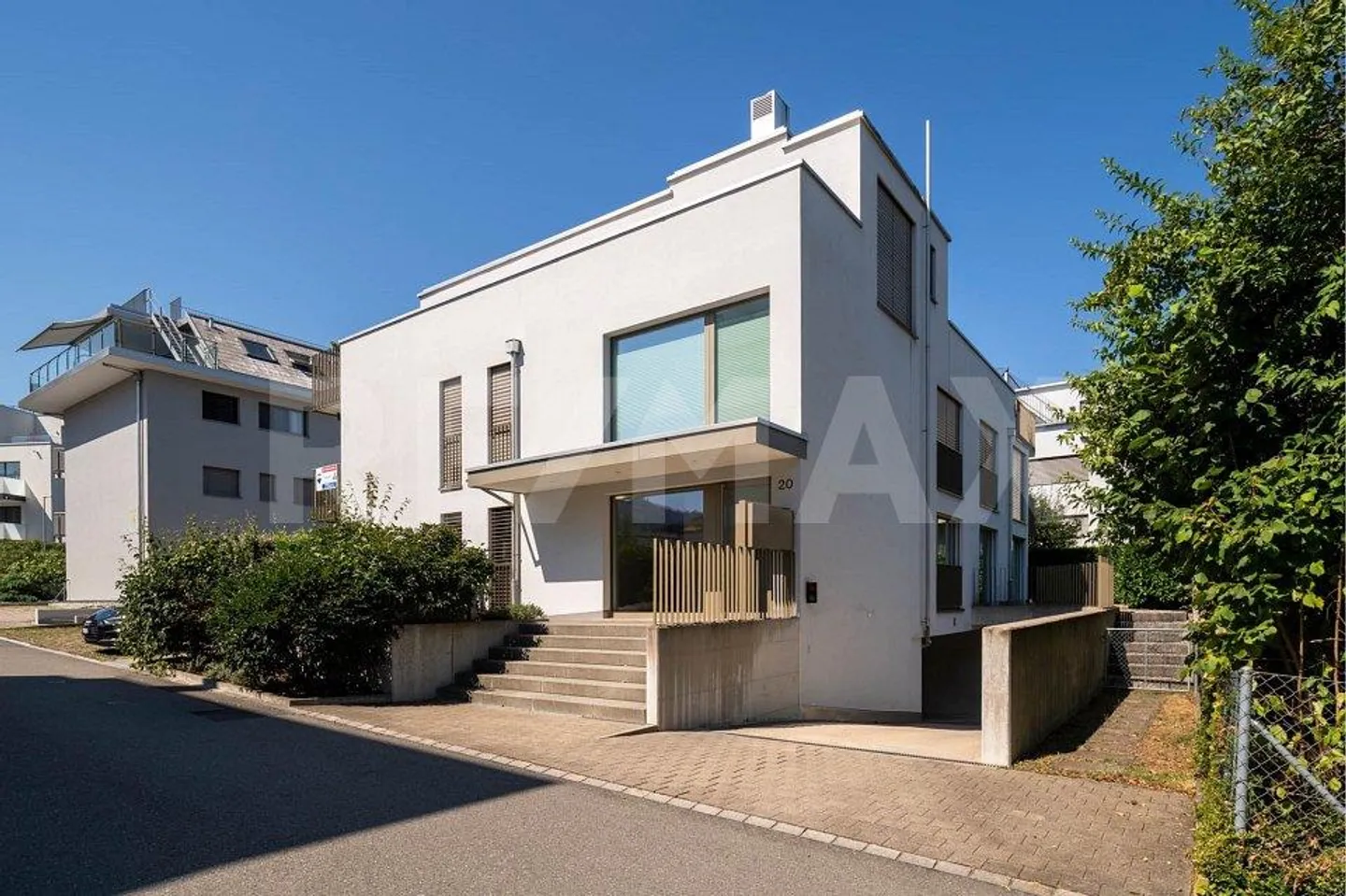 Modernes Apartment mit sonnigem Balkon - Foto 4 von 13