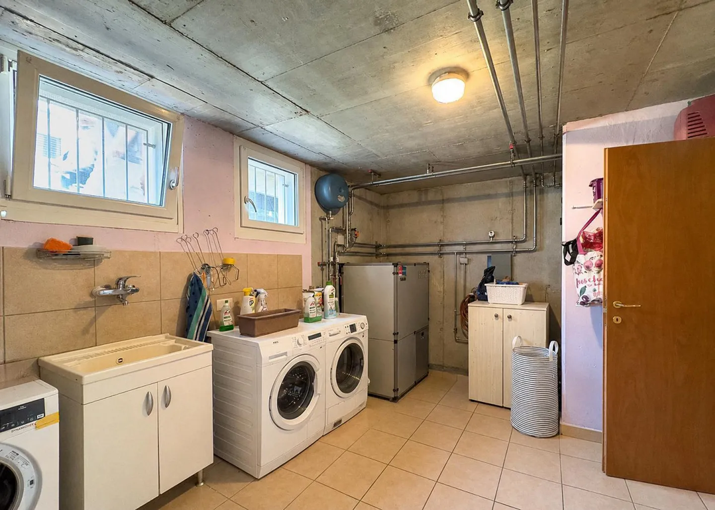 Maison jumelée avec grand jardin à Morbio Inferiore - Photo 12 sur 17