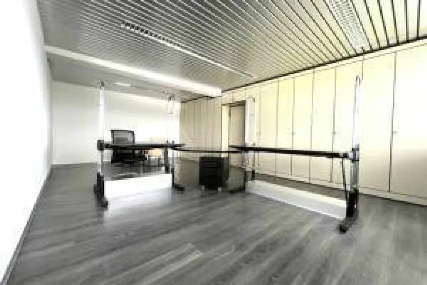 Administrative/Office 4 rooms 200 m2 in Kerzers - Photo 8 of 12