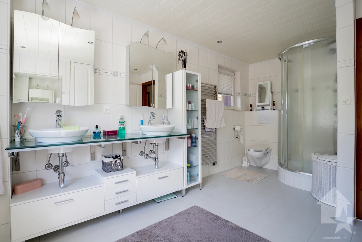 Spacious villa with 7.5 rooms, 245 m², large flat garden - Photo 7 of 15