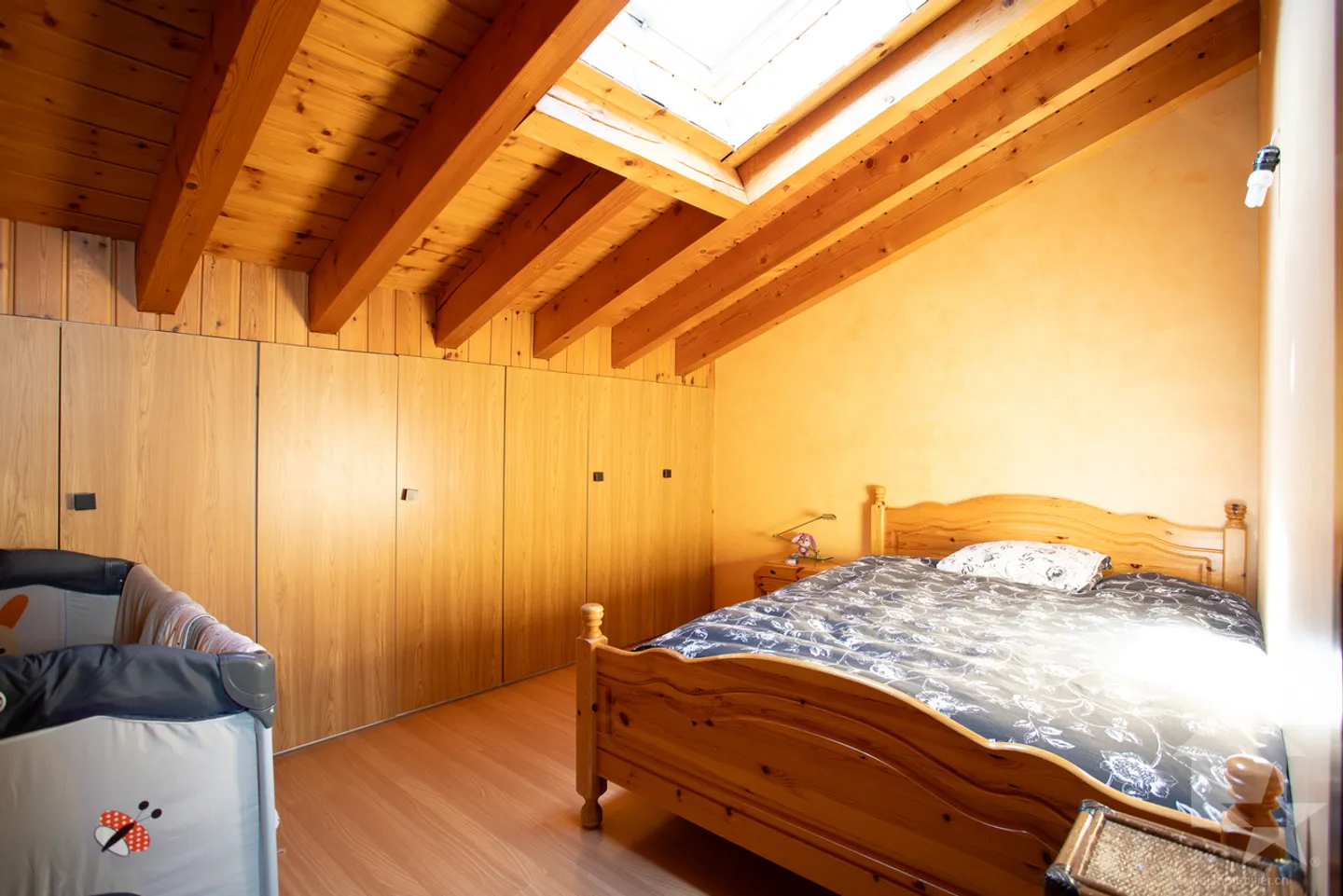 Spacious villa with 7.5 rooms, 245 m², large flat garden - Photo 11 of 15