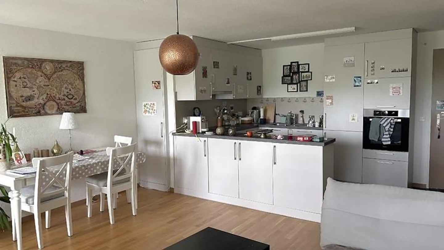 APPARTEMENT 2½ PIÈCES À EFFRETIKON (ZH), MEUBLÉ, TEMPORAIRE - Photo 3 sur 7