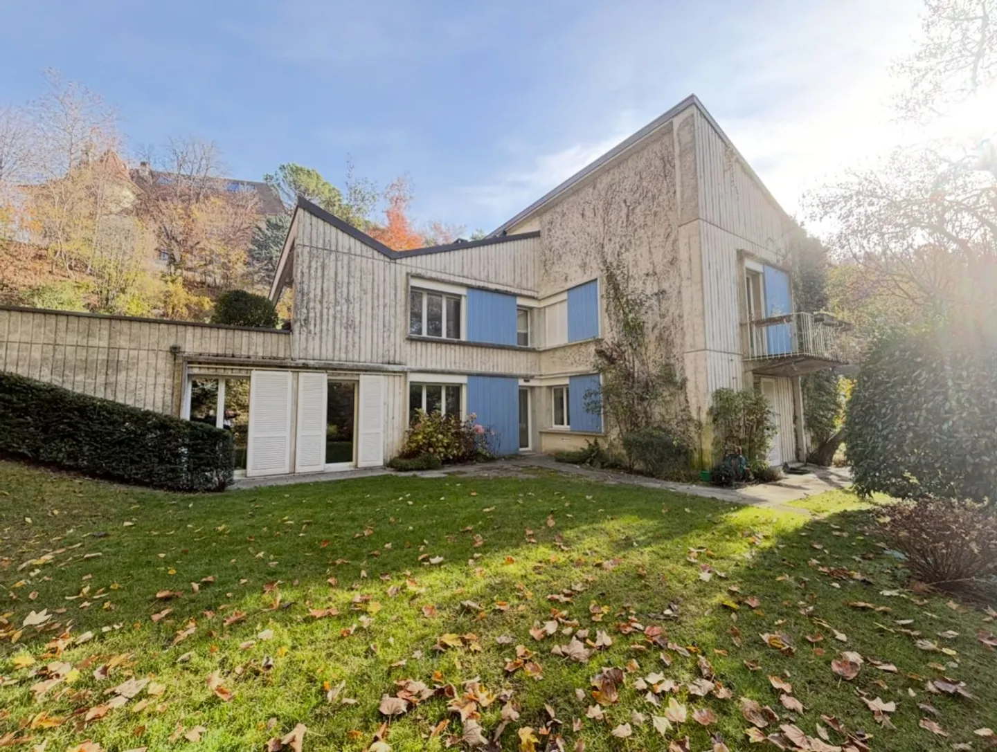 Magnificent offices of 135m2 in an architect house in the center of Nyon - Photo 1 of 11