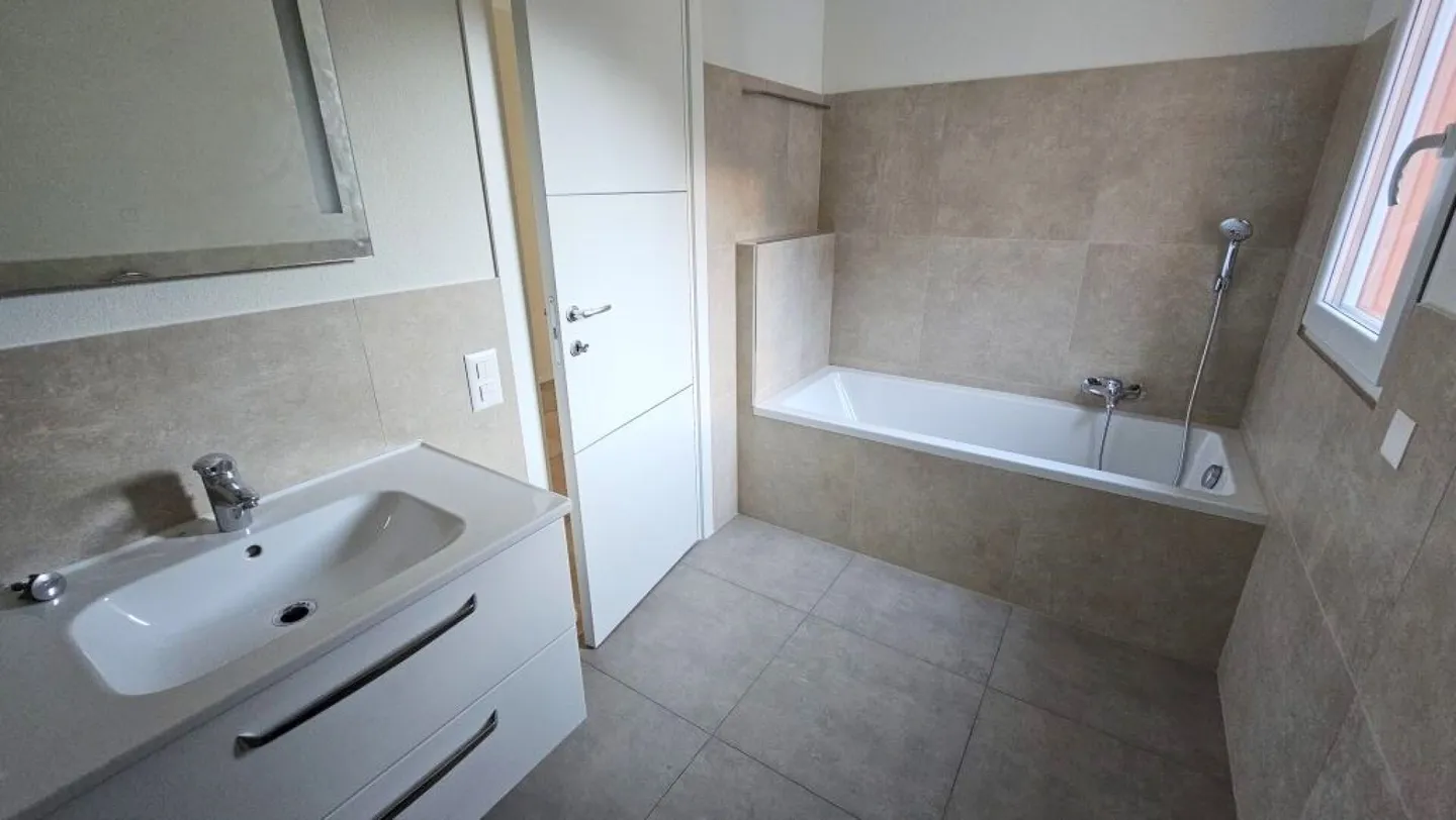 RENTAL APARTMENTS - Photo 9 of 38