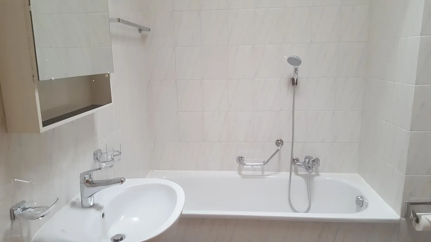 Wohnung mieten - Foto 6 von 7