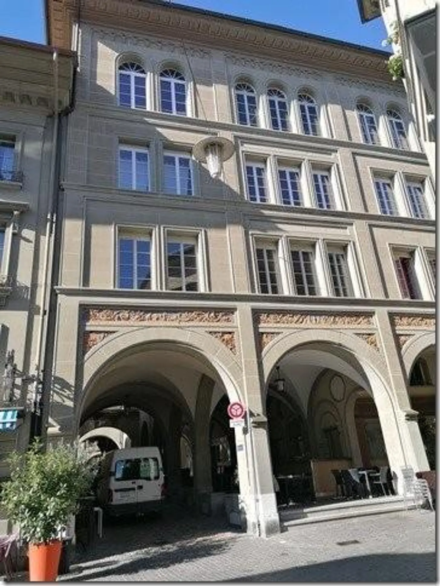 Spazio commerciale attraente e versatile - Foto 1 di 4