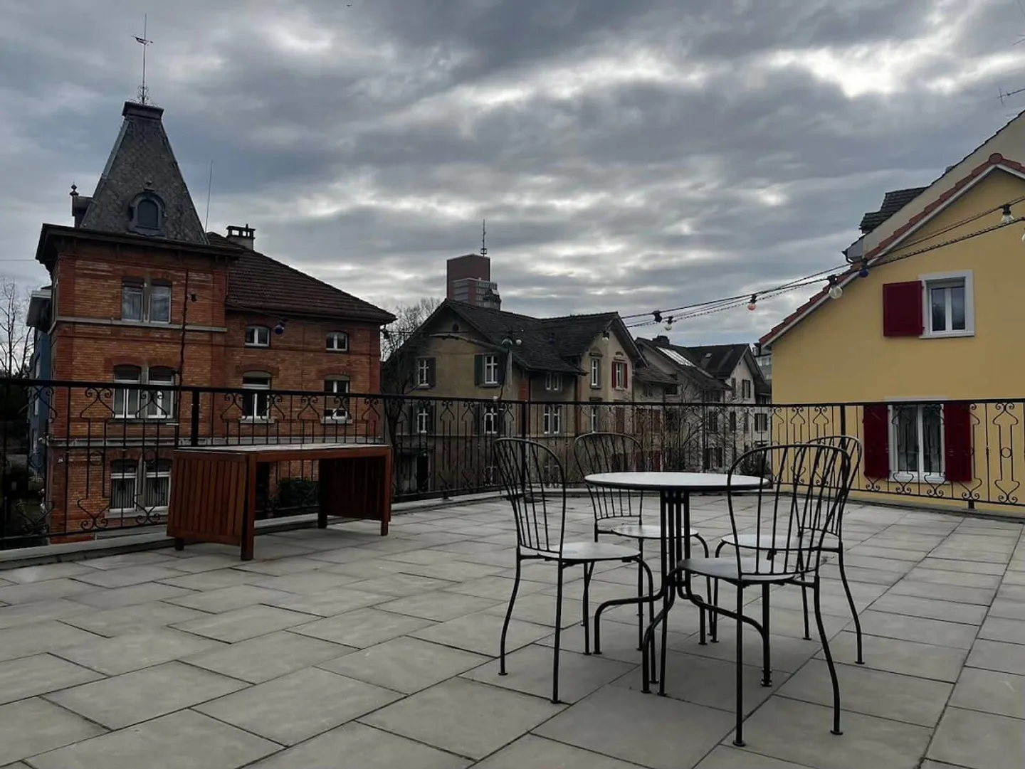 Camera arredata in appartamento modernizzato in ottima posizione - Foto 22 di 31