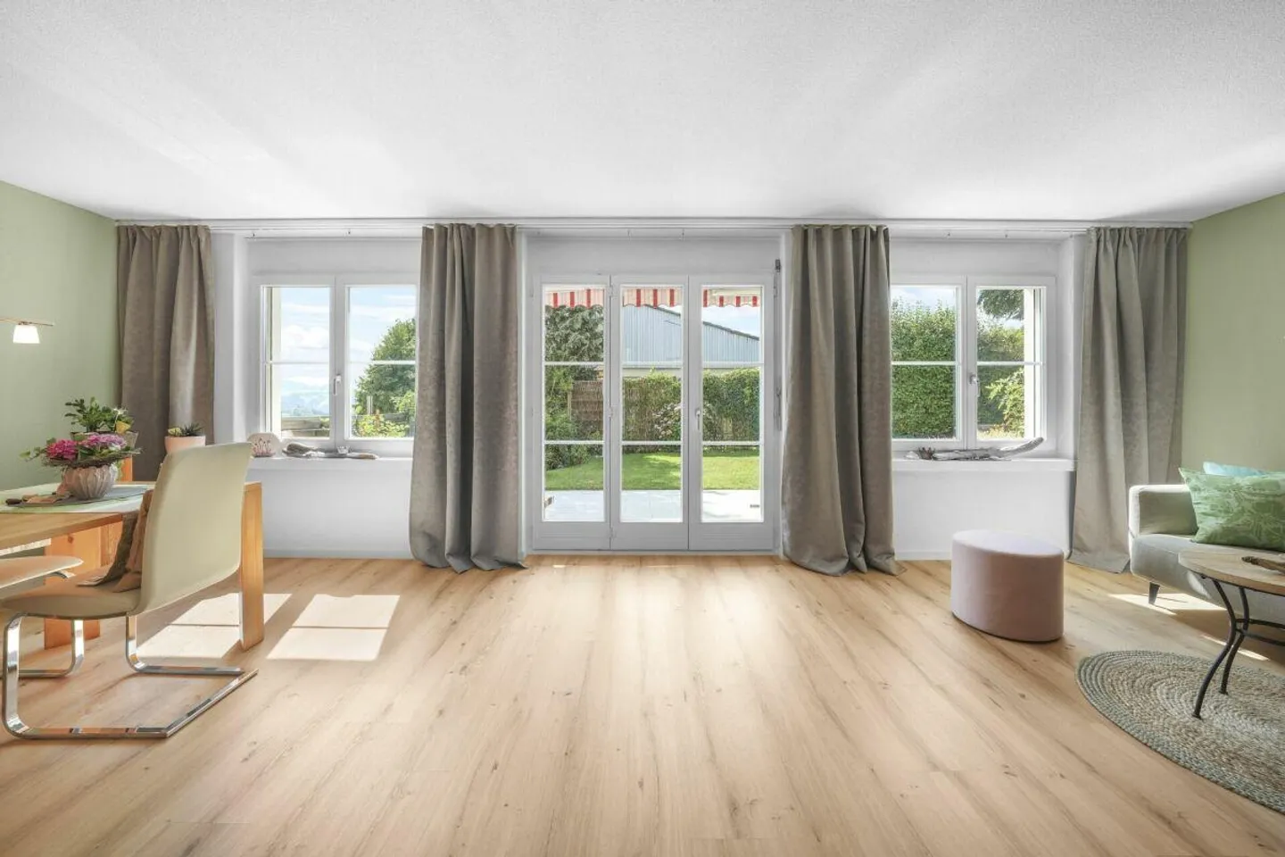 Geräumiges Familienhaus mit Garten - Foto 8 von 30