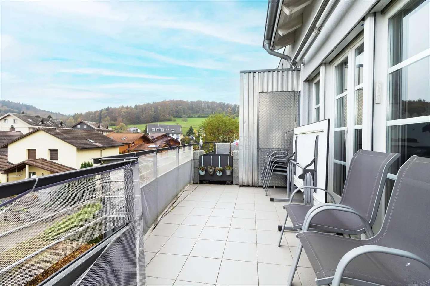 Apartment for sale - Photo 2 of 9
