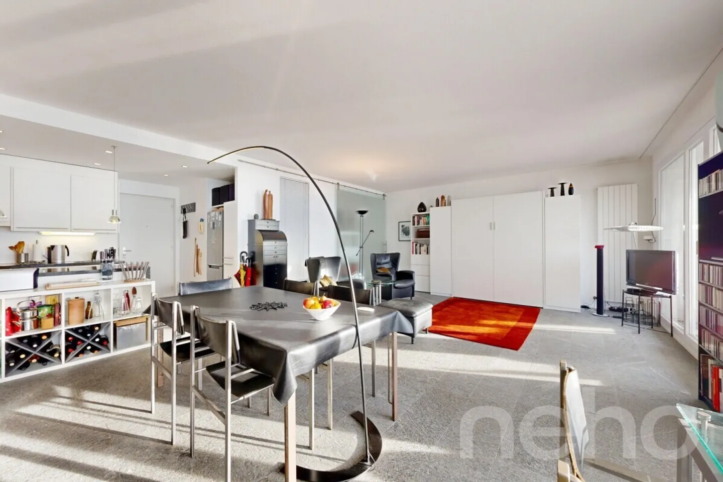 Loft d?exception face au lac et aux Alpes - avec piscine et sauna - Photo 5 sur 12