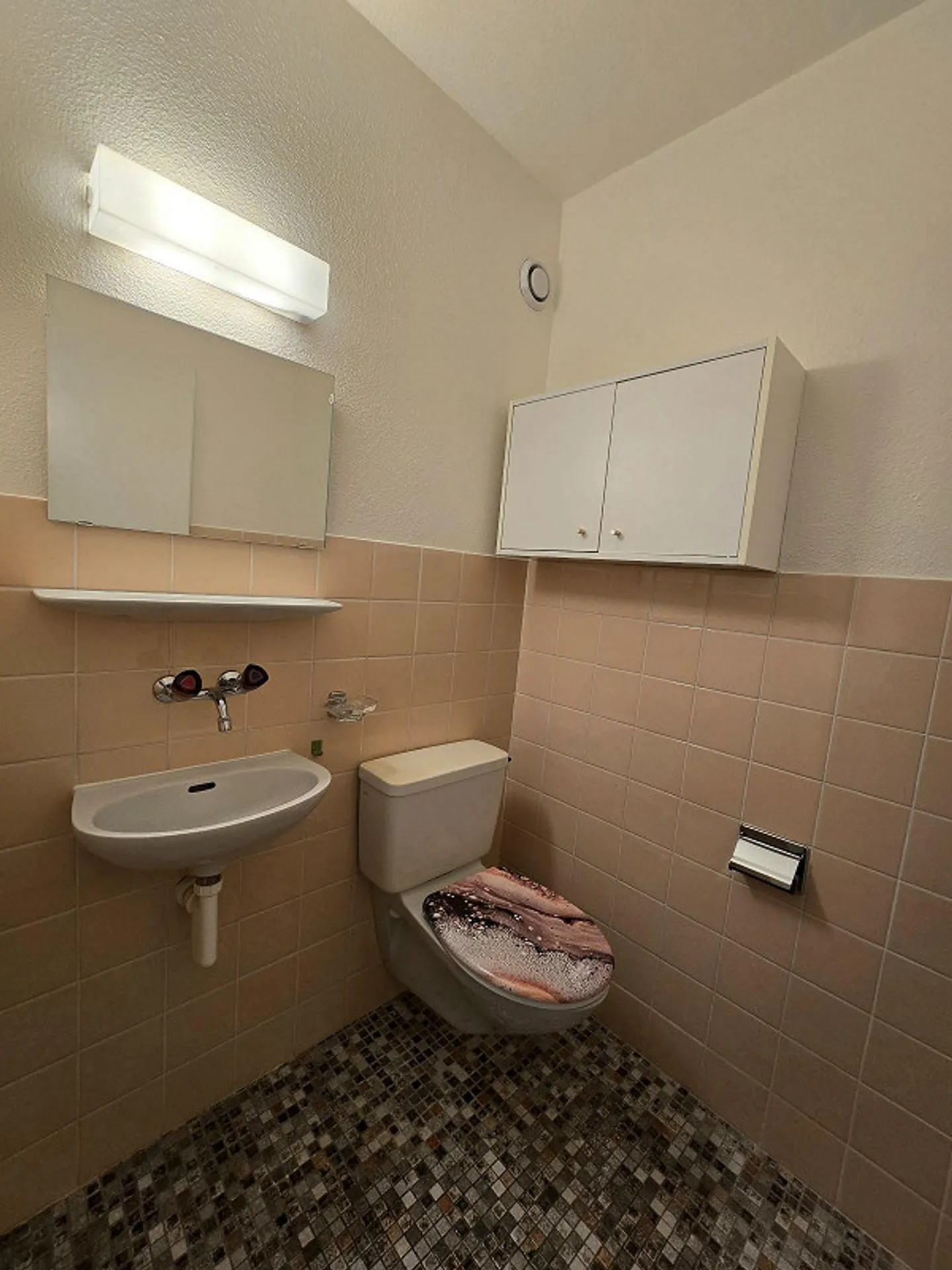 Appartamento spazioso con balcone - Foto 5 di 5