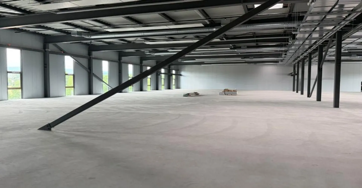 New offices for rent — modular spaces from 270 m² — up to 1,900 m² — Saint-Aubin (Broye, FR) - Photo 3 of 9