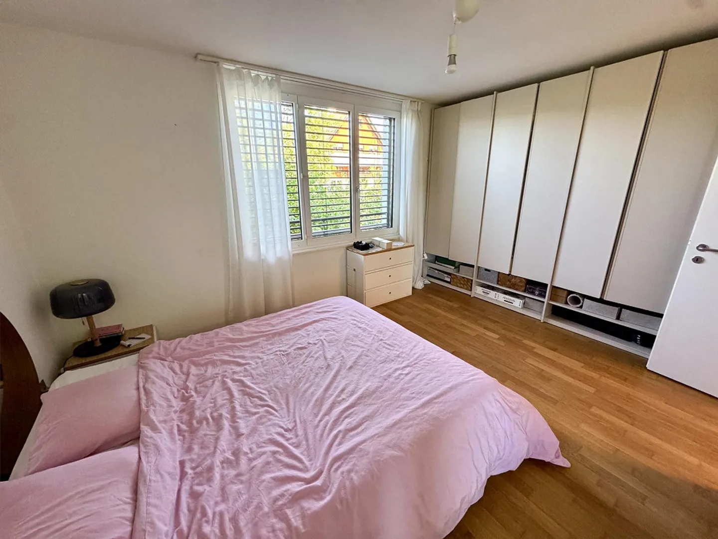 Sunny 3.5-room apartment with balcony in Mettmenstetten - Photo 4 of 18