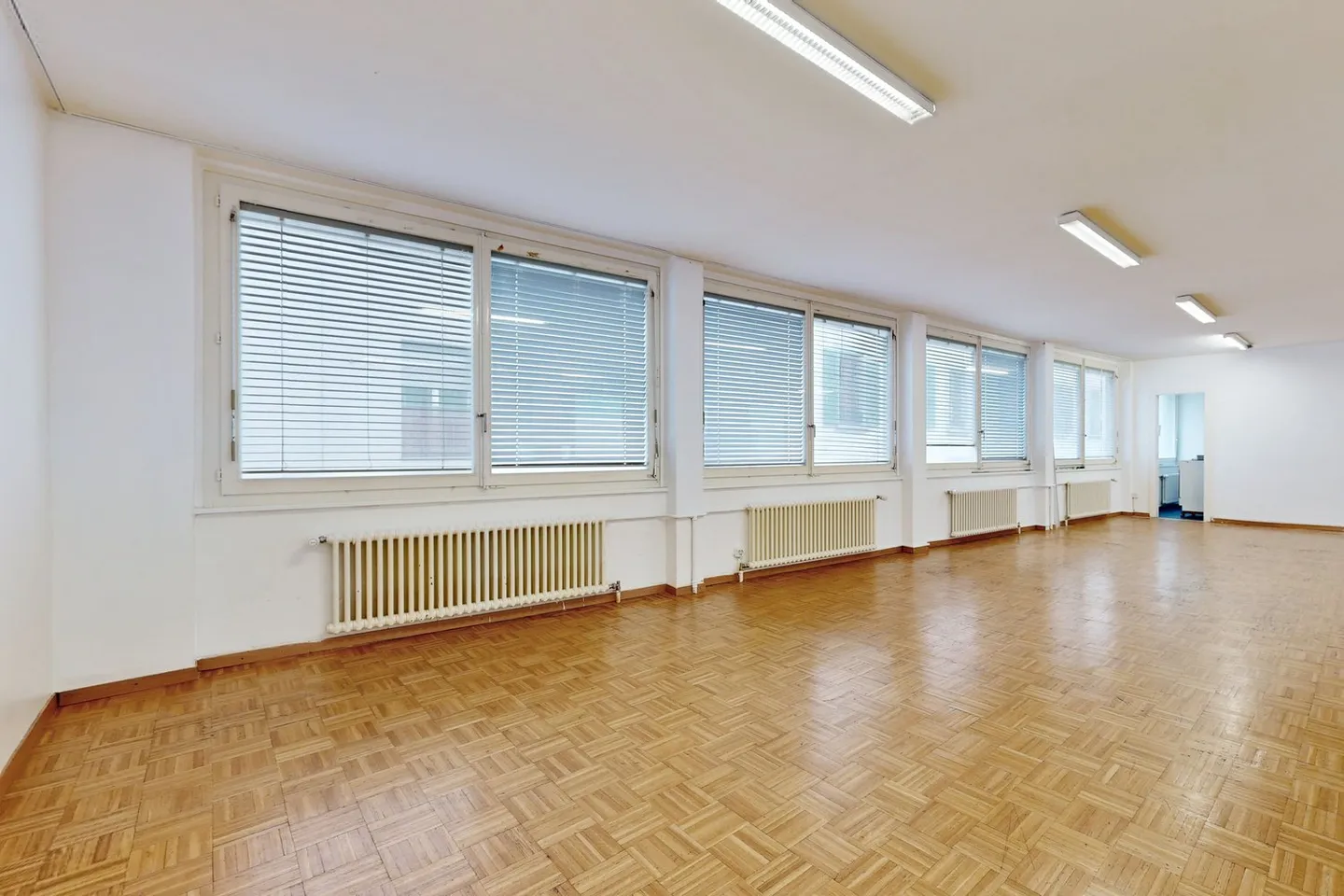 Bürofläche in einem dynamischen Stadtteil von Genf - Foto 6 von 7