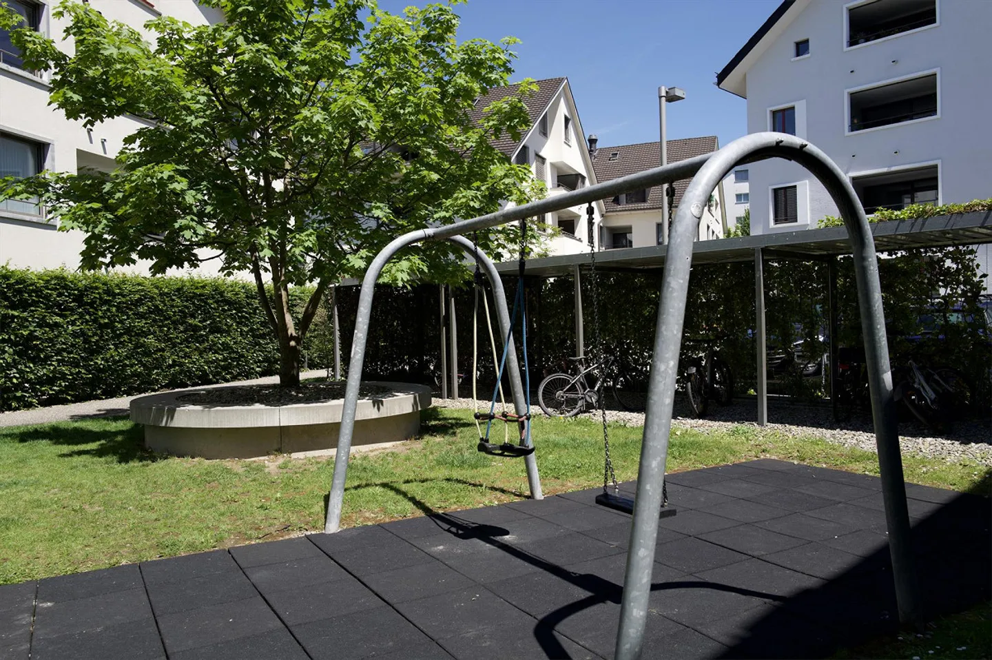 Sunny 3.5-room apartment with balcony in Mettmenstetten - Photo 17 of 18