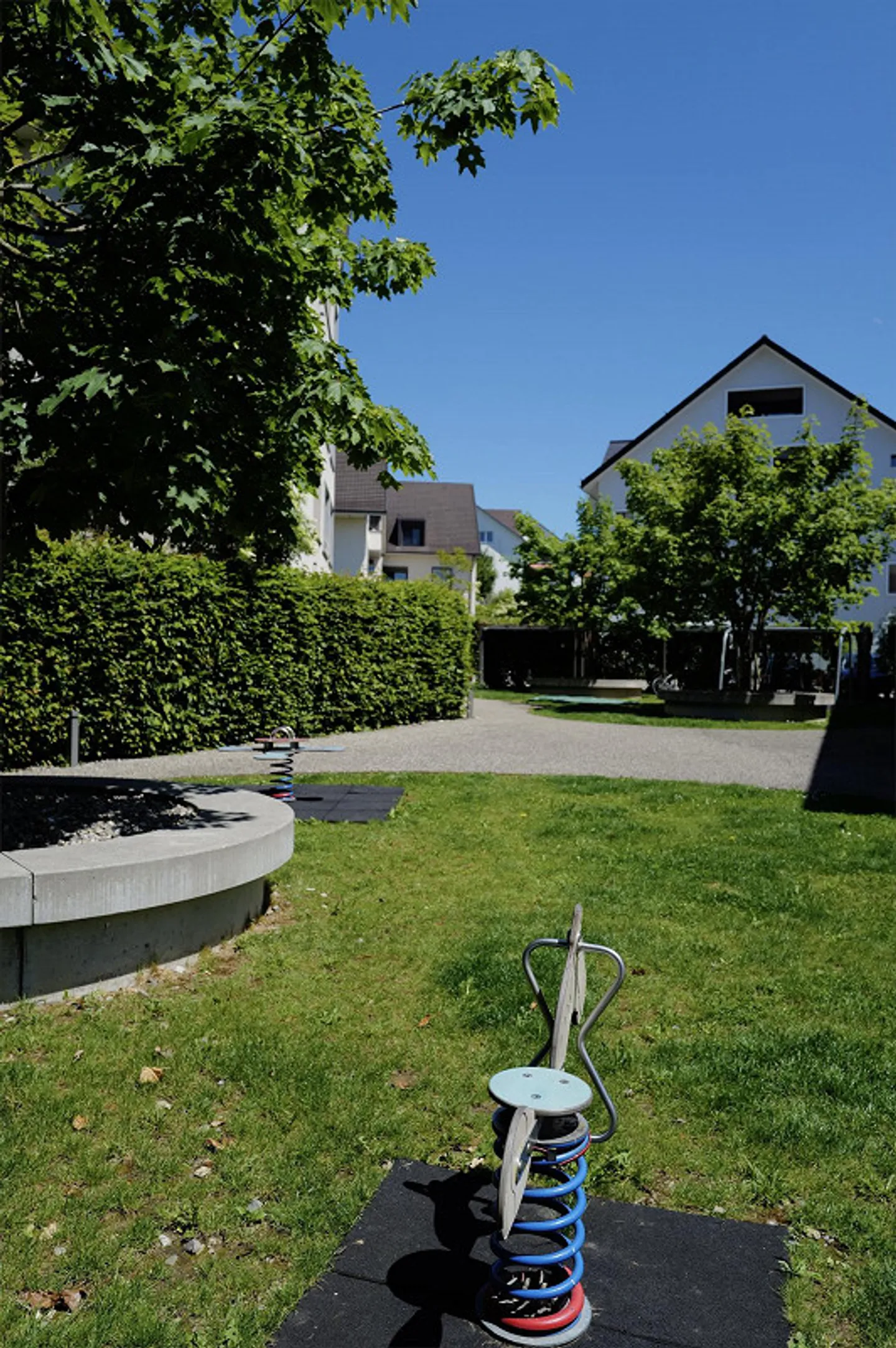 Sunny 3.5-room apartment with balcony in Mettmenstetten - Photo 18 of 18