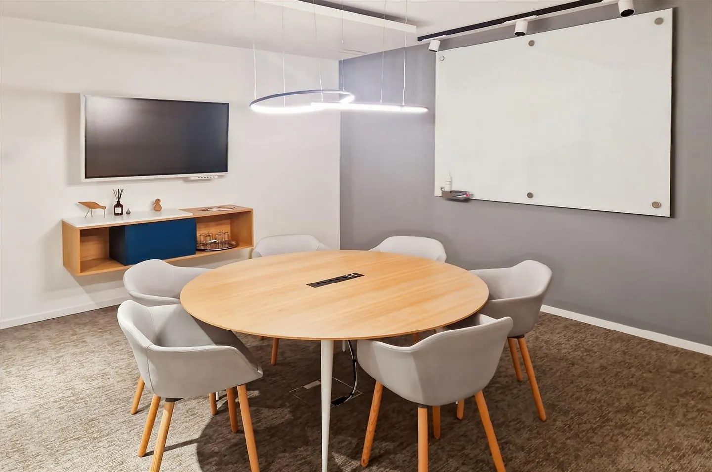 Trova uffici ampi in Spaces Z.ONE per 10 persone - è tutto a posto - Foto 9 di 10