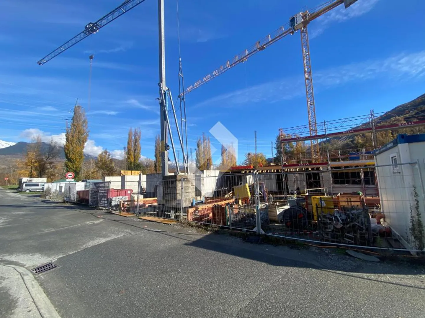 Orientamento OVEST - Nell'angolo con vista libera - Foto 3 di 12