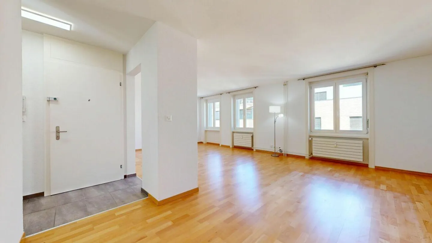 Appartamento 3,5 locali attualmente realizzato come appartamento 2,5 locali in TOP... - Foto 4 di 15
