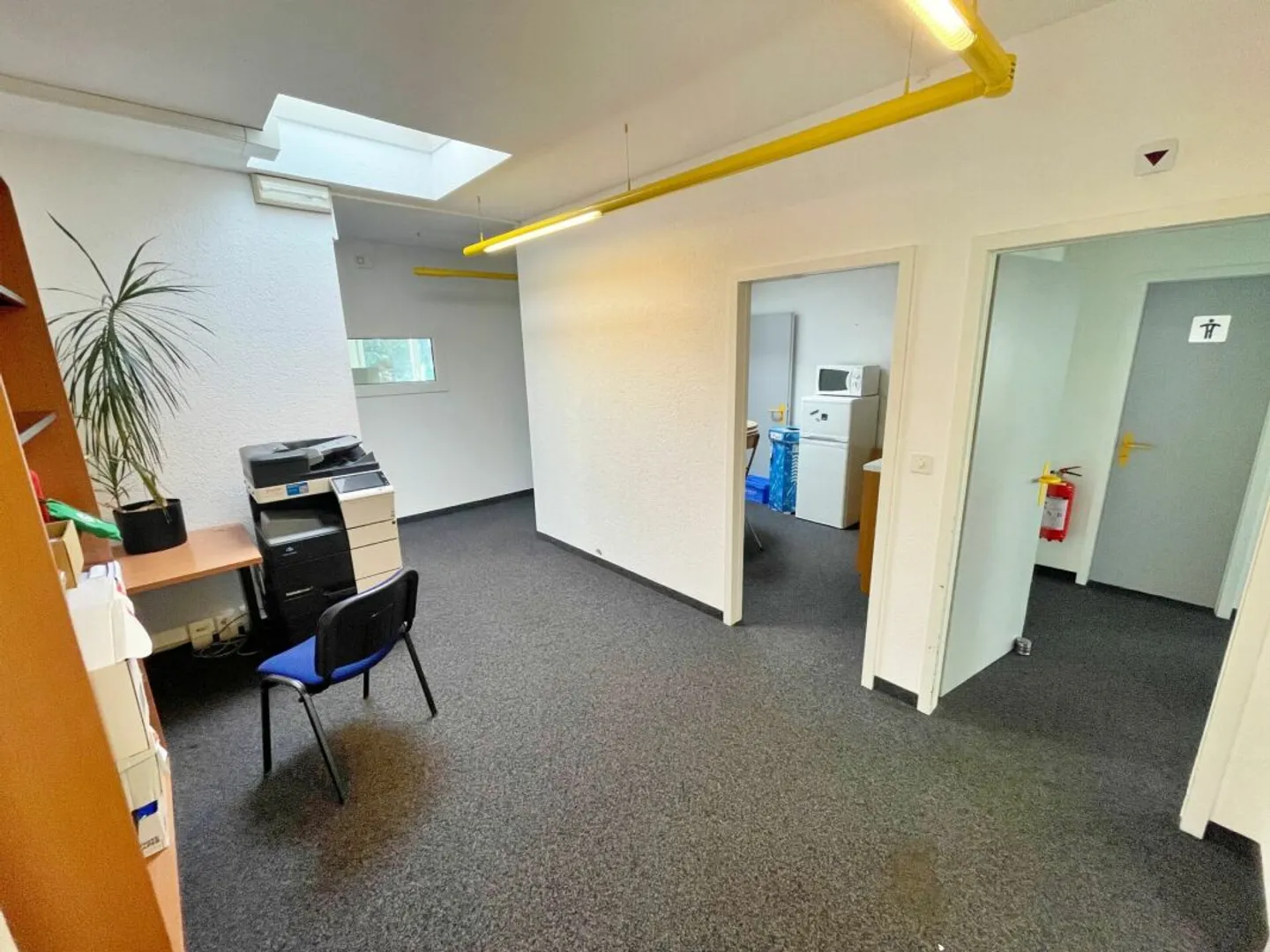 Büro_ Lager_DDP_Crisser - Photo 17 of 24