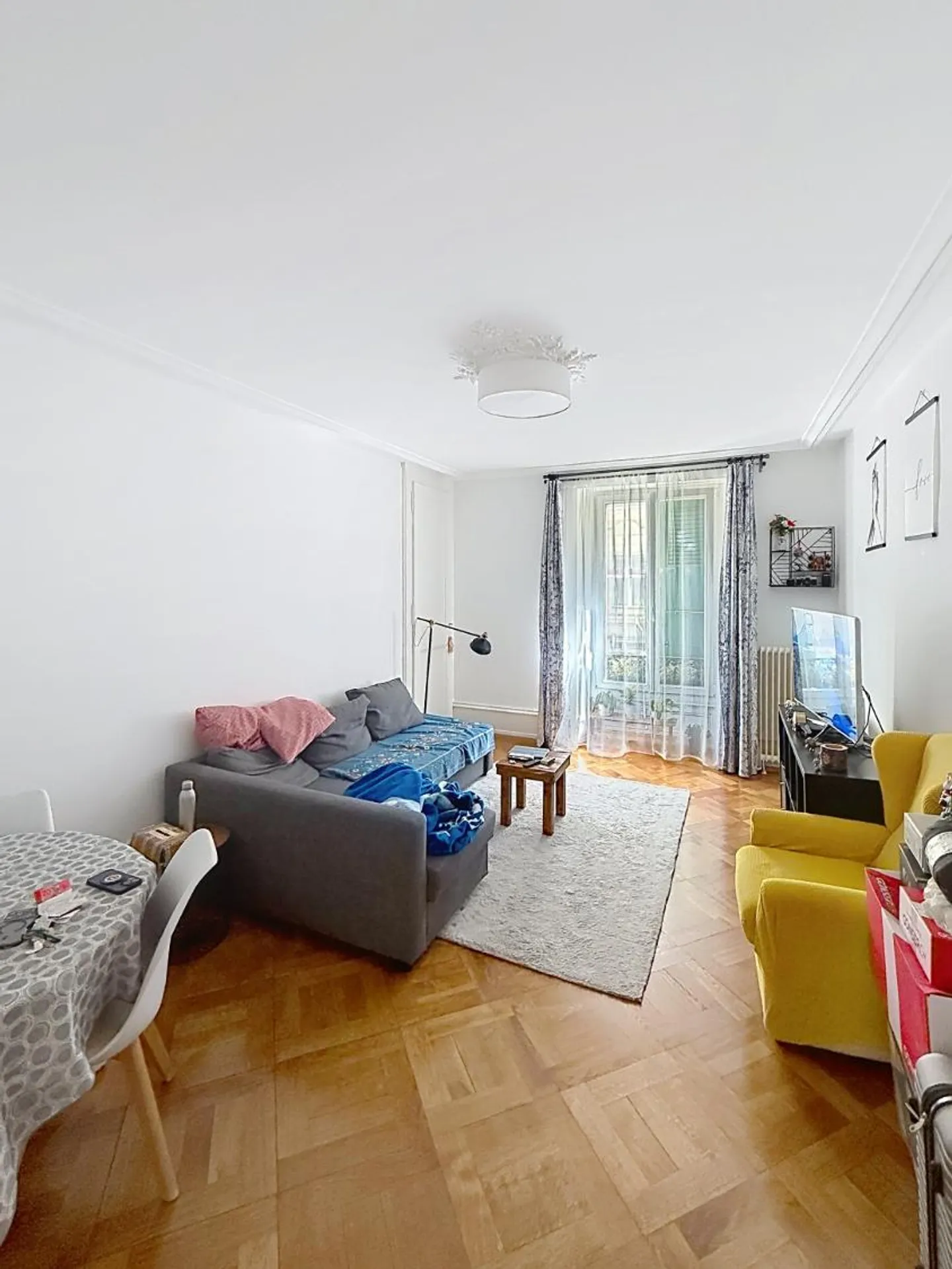 Charmant appartement 3 pièces - Photo 2 sur 6