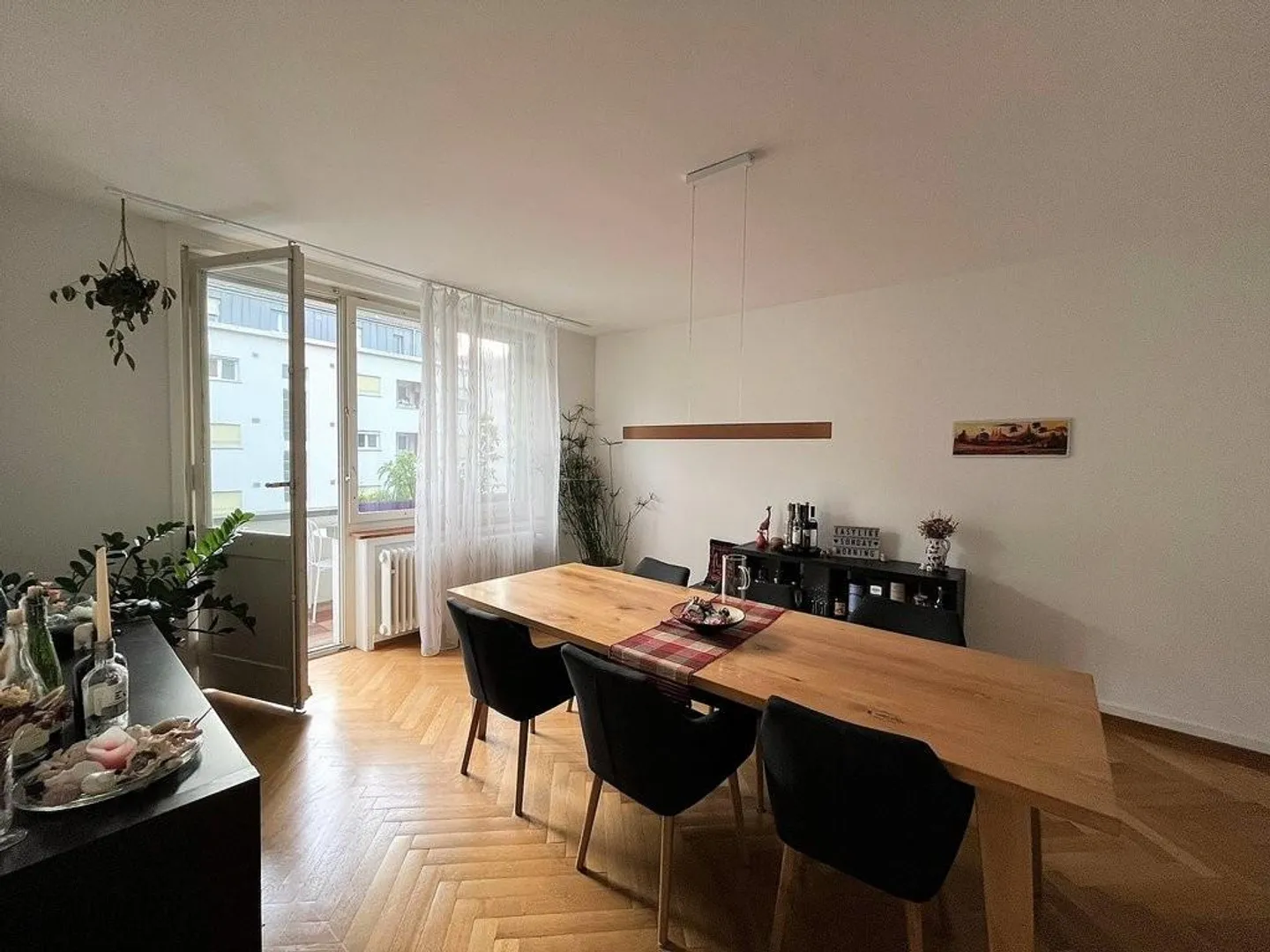 Cozy 4-room apartment near the city center - Photo 2 of 11