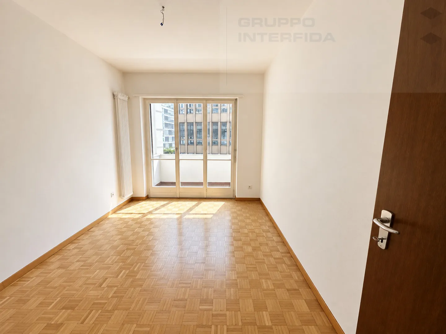 3.5-ROOM APARTMENT IN THE CENTER WITH BALCONIES - Photo 6 of 10